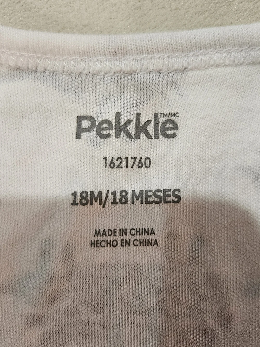 Pekkle White Long-Sleeve Dinosaur Bodysuit - 18 Months